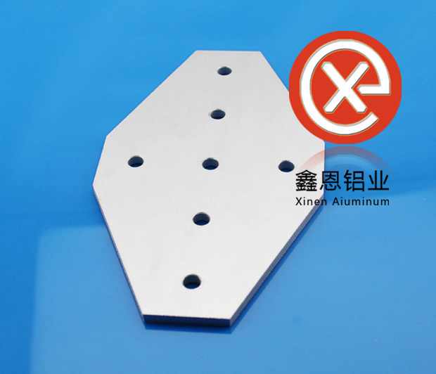 铝型材配件七孔十字连接板